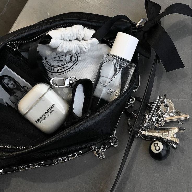 lana ෆ˚ ARI'S GIRL tweet media