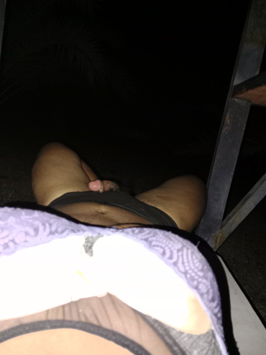 Minsoe891289's tweet photo. @vZqHYkXKwtFVRZD @xinxinwong99 แอบเอาเสื้อในน้องสาวมาเว้าเล่น https://t.co/tm4ZaxEZyj