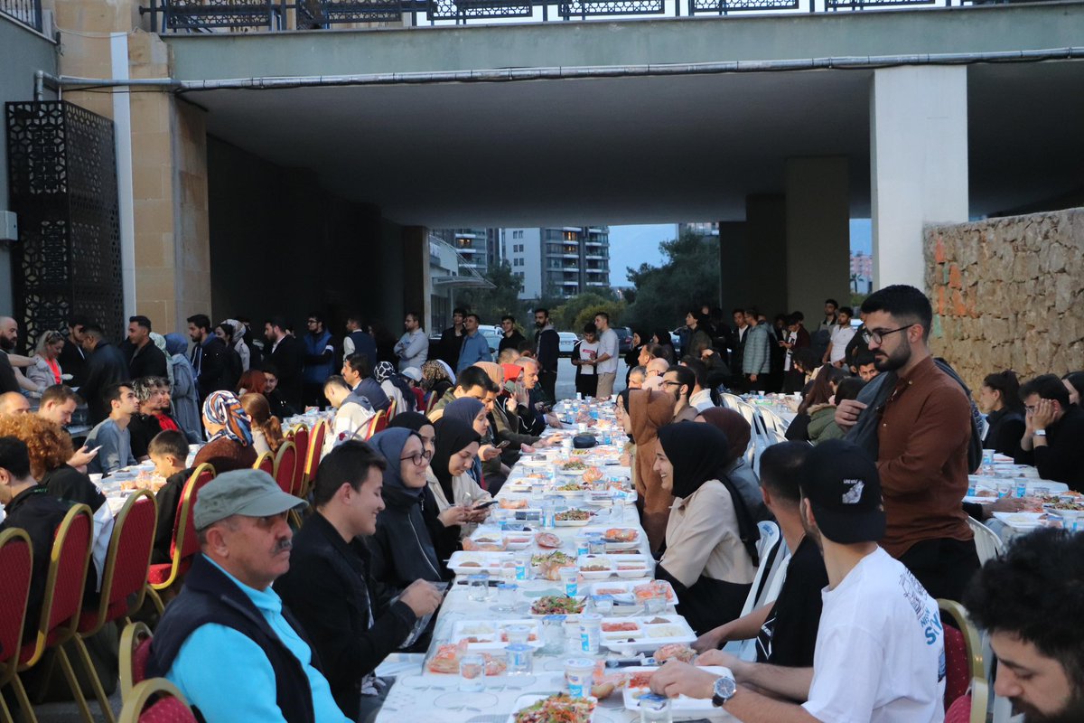 📍Akdeniz Üniversitesi Genç Ofis Gençlik ve Spor İl Müdürümüz Sayın Yavuz Gürhan’ın katılımlarıyla genç ofisimizde iftar programımız gerçekleşti.🌙 #ramazan #iftar