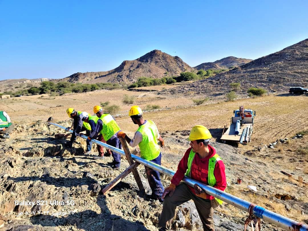 Access to clean water is essential 4 public health, human development & economic recovery; 🔹Nurturing human capital 🔹Supporting climate change adaptation 🔹Protecting children 🔹Empowering women with voice & education #SFDwater response transforms lives & livelihoods #Yemen