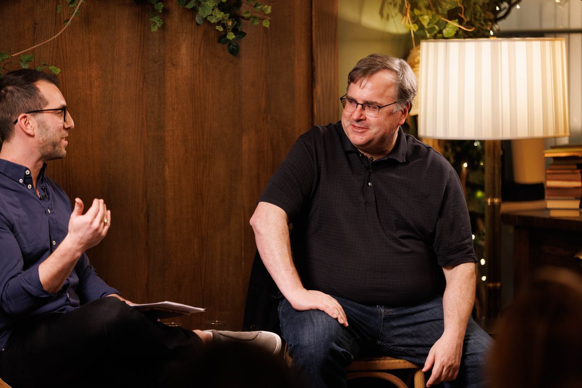 Thanks to @reidhoffman for kicking off the Product Led AI series where we explore opportunities at the application layer of AI As @ScottWu46 said, even if you freeze underlying models, we still have 10+ years of building to transform them into usable products Some highlights: