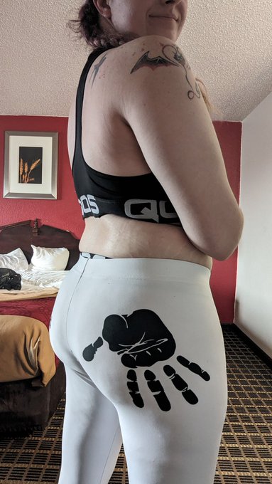 What do y'all think of my fitness outfit?  Do you think I'll get the right attention? 😏🖤&spades;️ https://t<a href="/tag/sexy"class="tags"><span>#sexy</span></a><a href="/tag/peach"class="tags"><span>#peach</span></a><a href="/tag/hotmess"class="tags"><span>#hotmess</span></a><a href="/tag/pawg"class="tags"><span>#pawg</span></a><a href="/tag/phatass"class="tags"><span>#phatass</span></a><a href="/tag/cum"class="tags"><span>#cum</span></a><a href="/tag/hotdog"class="tags"><span>#hotdog</span></a>