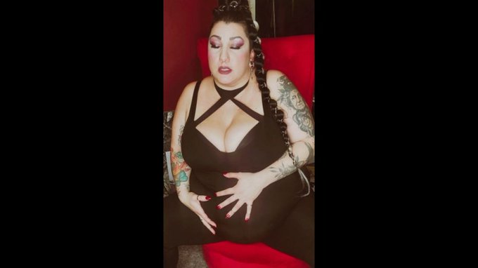 VID SOLD! GIANTESS swallows lil guy whole 🔥 Check it out! https://t.co/iYm7h09pdF #MVSales @manyvids<a href="/tag/mvsales"class="tags"><span>#mvsales</span></a>