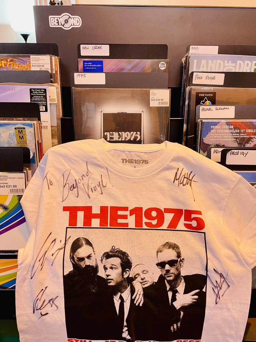 Look what’s been hand delivered to Beyond today!

Thank you @the1975 #legends

@RSDUK @AlbumDayUK @DirtyHit #framedwallart #bandtshirt