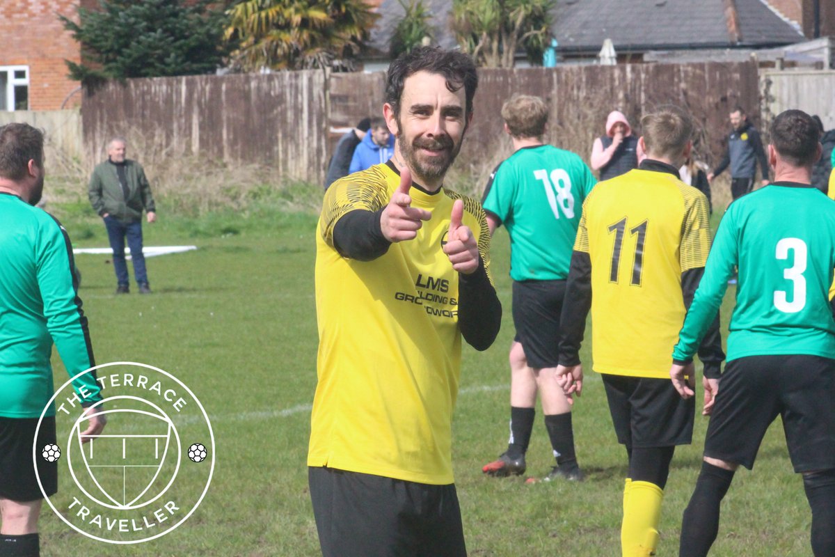 📸 Match Pics 📸 The first ever @SundayLeagueDay at the weekend and I was at Nursling Rec with my camera for a @TheCoSSFL Div 8 tie between @WimpsonFC and AFC Southside. Full album 🔽 facebook.com/media/set/?van…