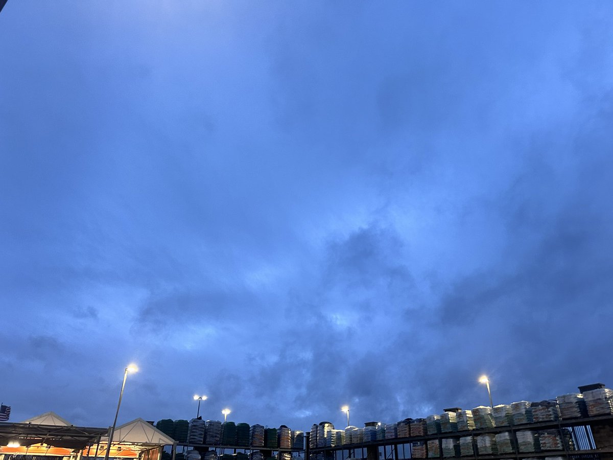 Mr. Big Talk tweet media