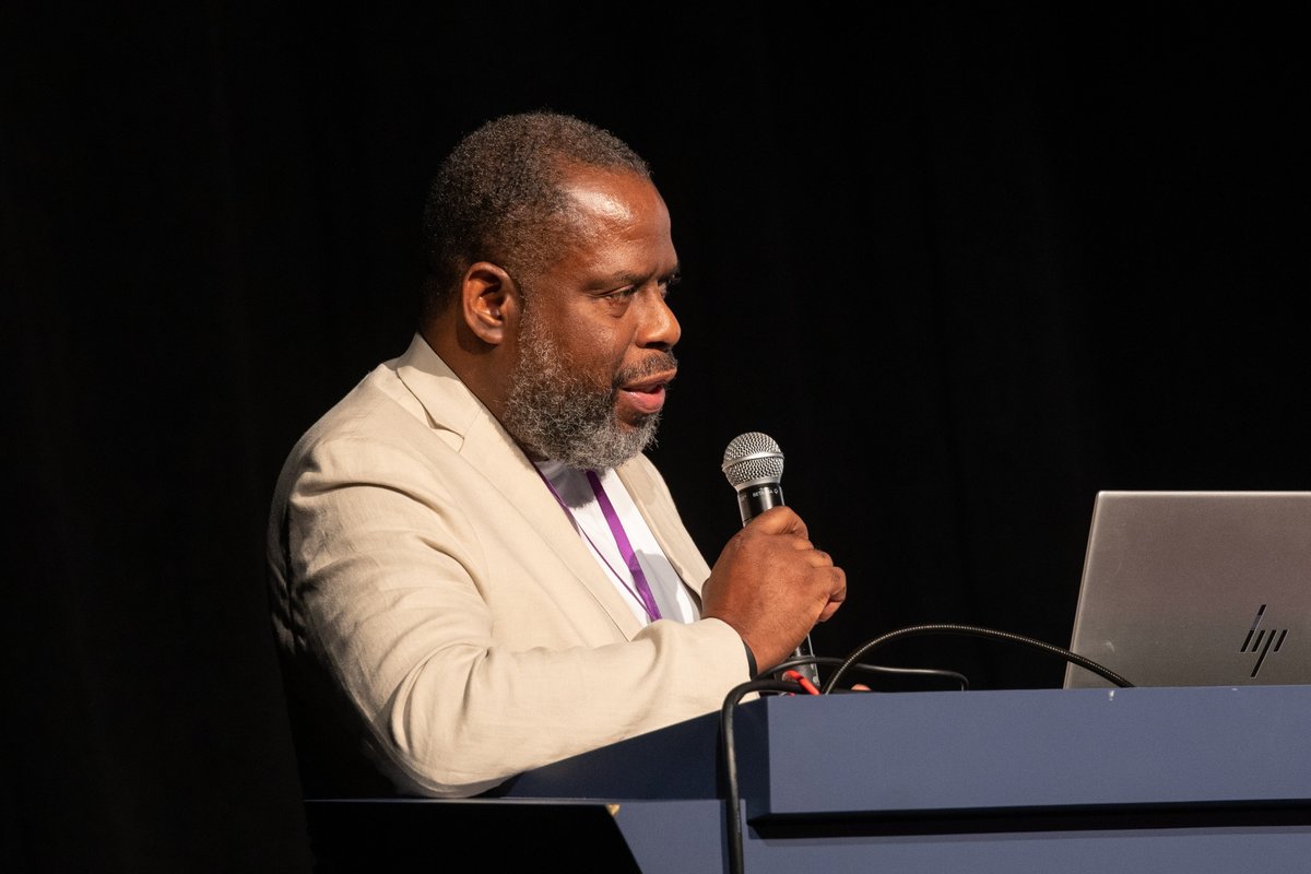 Discover the power of innovation in healthcare entrepreneurship at the 2024 #HEALincSummit. Explore cutting-edge topics in stem cell research, health tech, and more. Register now to catch the last 2 days! healincsummit.com! #Innovation #Entrepreneurship #ScienceEducation