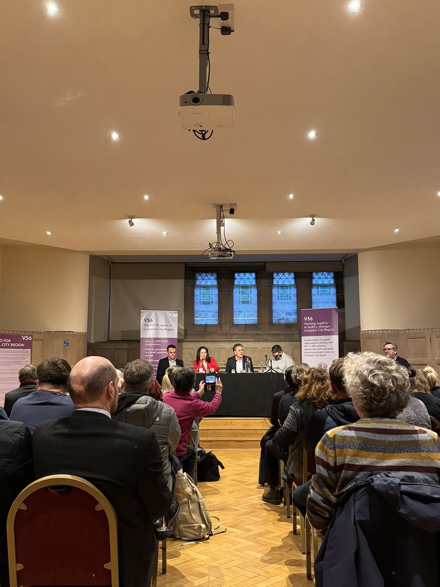 The Hustings is about to begin! Keep an eye on our twitter page for live updates #VS6Hust2024