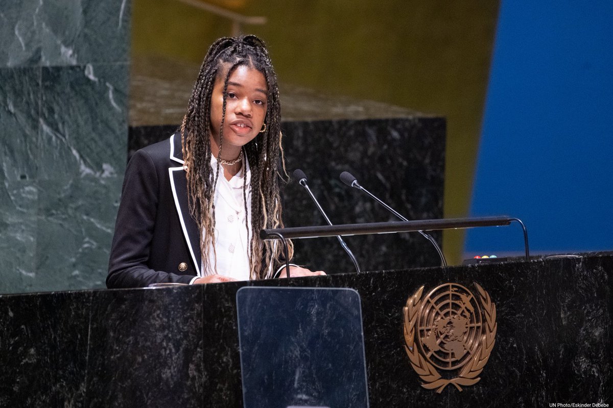 “I stand before you as a proud descendent of enslaved people who resisted slavery & racism.”

At UNGA’s #RememberSlavery event this week, activist & Martin Luther King Jr.'s granddaughter Yolanda Renee King urged everyone to #FightRacism & discrimination. news.un.org/en/story/2024/…