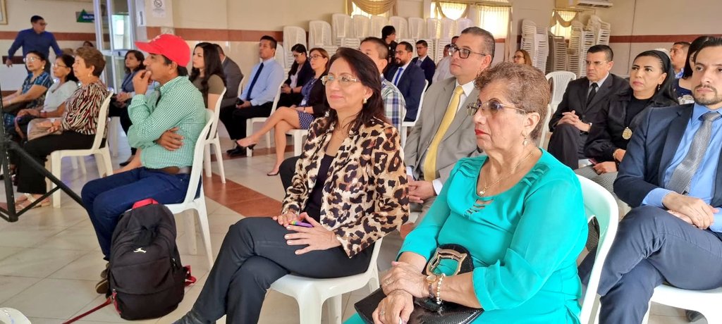 IESS_Manabi's tweet photo. En cumplimiento al derecho ciudadano, la Dirección Provincial de Manabí brindó la #RendicióndeCuentasIESS2023, entre los temas los temas se trataron:

📈Hitos
📊Ejecución presupuestaria
👵Políticas públicas
🏥Cobertura institucional
✅Objetivos estratégicos https://t.co/usJbEORQIz