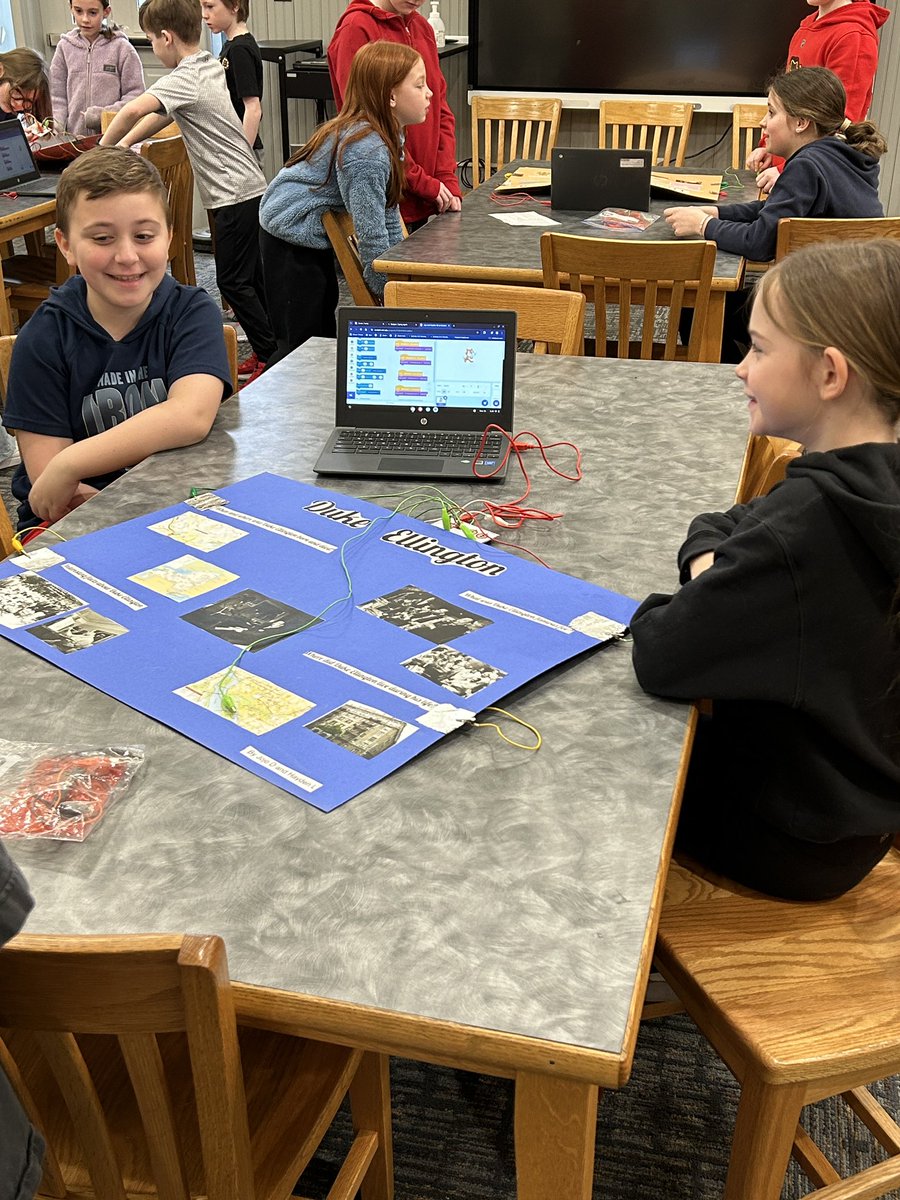 Batch 4th graders teaching the 3rd graders about circuits and important people in U.S. history <a href="/TheBatchBulldog/">The Batch</a>
