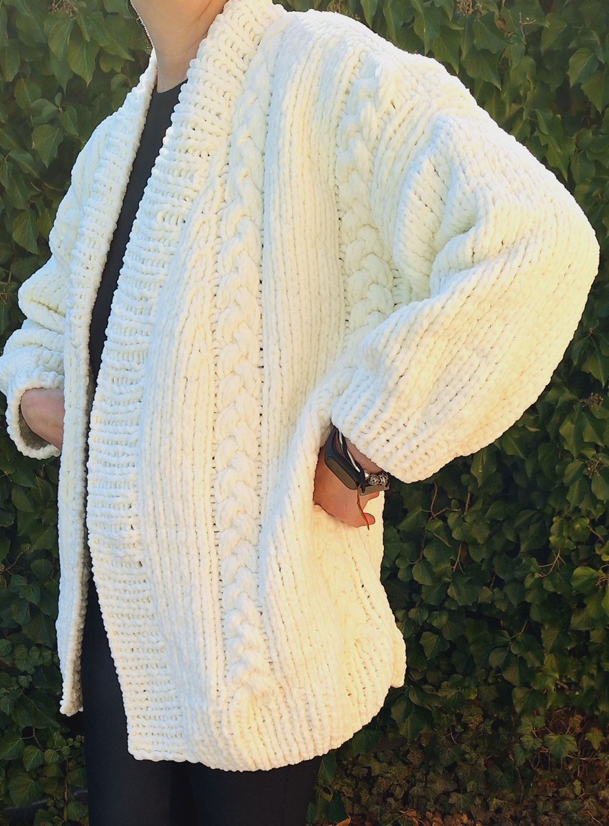 Cardigan handknit
#Elegant #Handmade #Jacket #Pullover #Oversize
ebay.com/itm/1665822980…