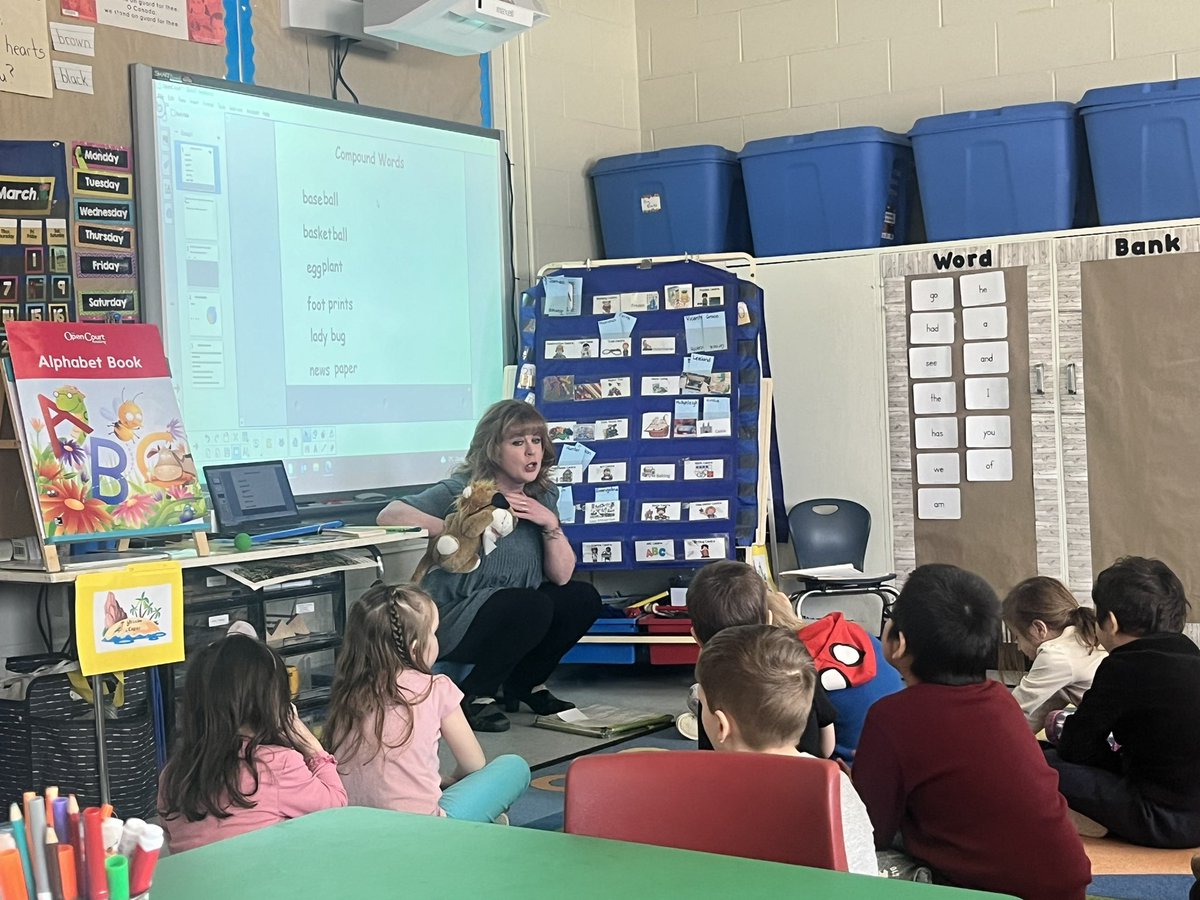 Paula_Mann's tweet photo. Miigwech &amp; Merci to our @npsc_schools &amp; @StAlexDragons Primary &amp; System Literacy team for providing an insightful presentation to our Board of Trustees on Early Years Literacy &amp; a rich classroom visit! TY to our staff for your amazing support of our students! @CatholicEdu https://t.co/yqMG6eeiPj