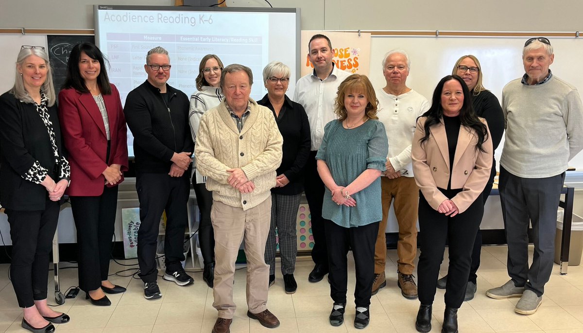 Paula_Mann's tweet photo. Miigwech &amp; Merci to our @npsc_schools &amp; @StAlexDragons Primary &amp; System Literacy team for providing an insightful presentation to our Board of Trustees on Early Years Literacy &amp; a rich classroom visit! TY to our staff for your amazing support of our students! @CatholicEdu https://t.co/yqMG6eeiPj