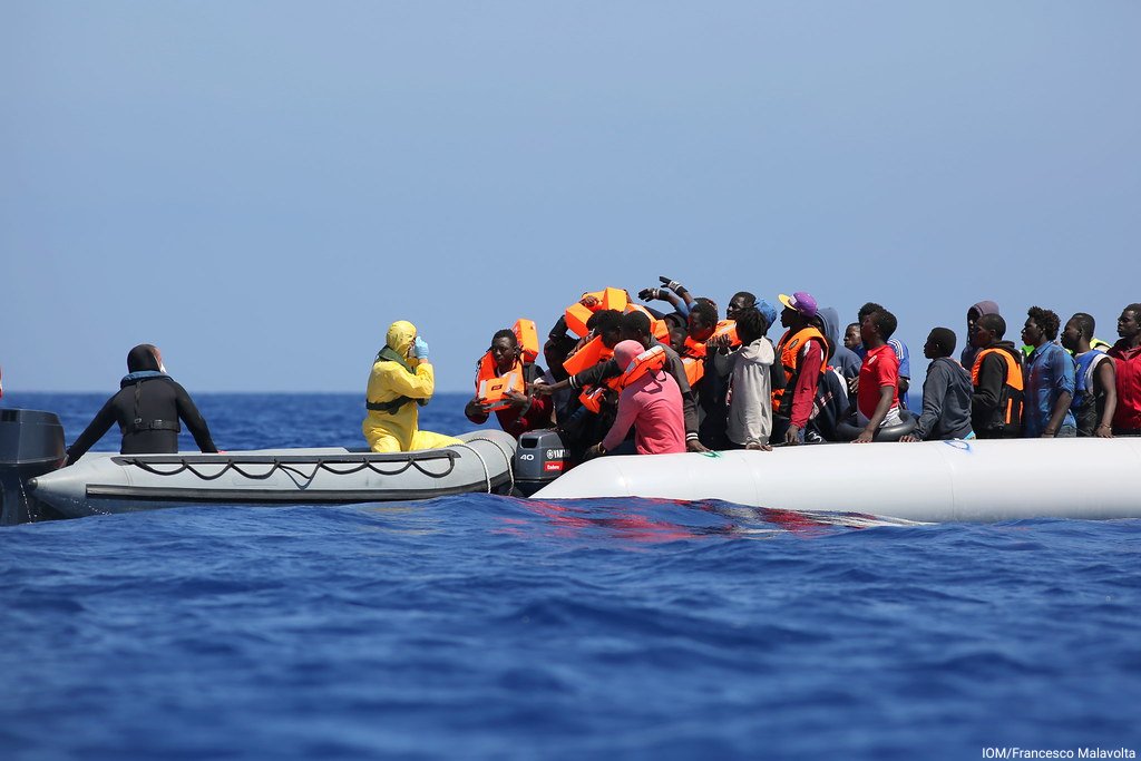 1 in 3 migrant deaths happens en route while fleeing conflict, new @UNmigration report reveals, underscoring the dangers faced by those escaping war without safe pathways. The report also highlights the alarming number of unidentified deaths. Read more: iom.int/news/one-three…