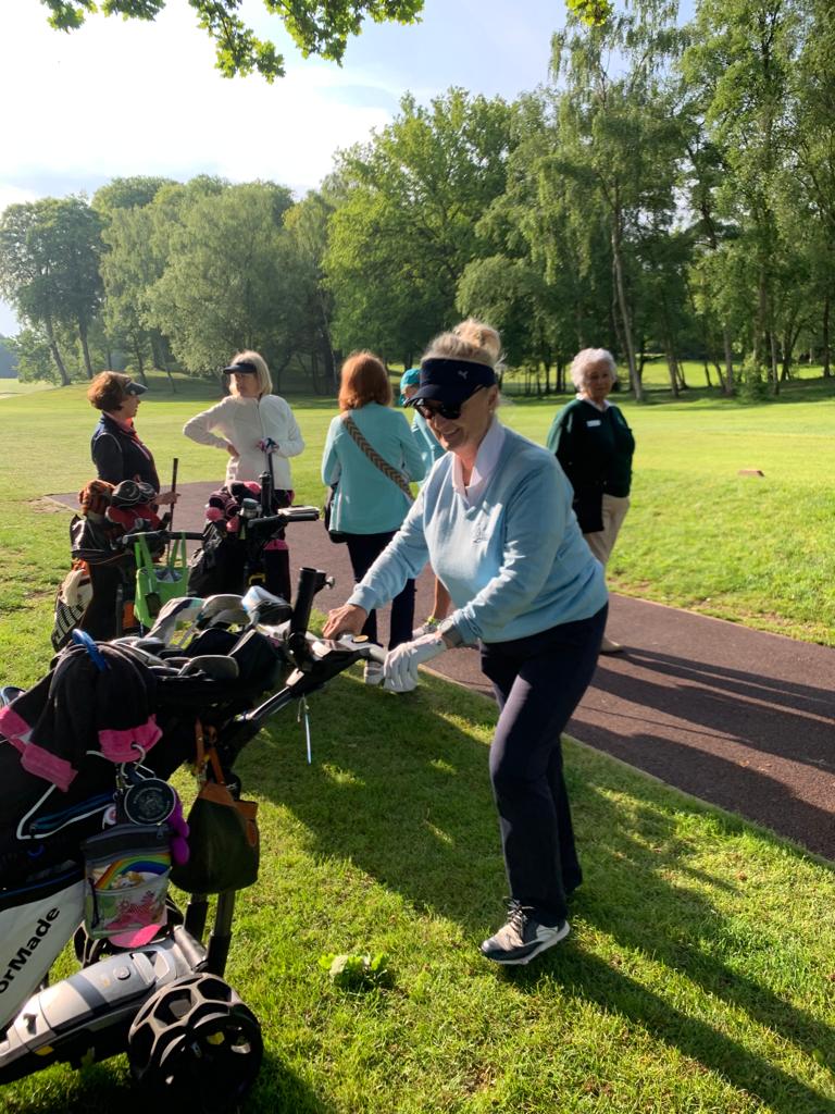 The sun came out and our Members took full advantage of the AMAZING weather! It's not just about becoming a Member at Abridge, it's enjoying the ride! Become a Member by clicking here ow.ly/rIJ650R2gAG or contact 01708688396 NOW!  #golfingisfun #idratherbegolfing #golf