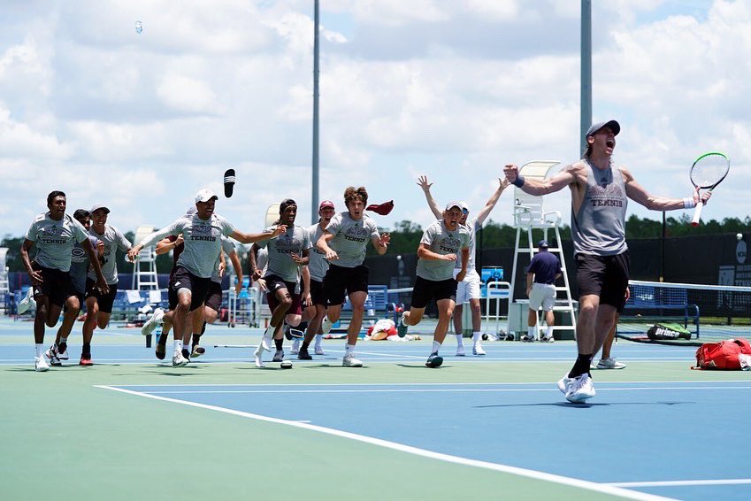 UChicagoTennis tweet picture