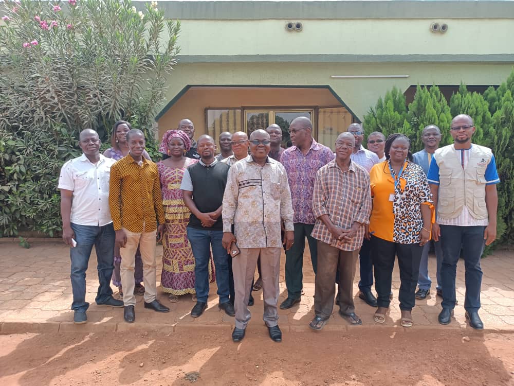 #BurkinaFaso: Implementation of the Rabies #NSP. One Health stakeholders meeting this week to develop #SOPs for human & animal #rabies management, including dog vaccination, PEP, IBCM, surveillance, biting dog management, etc, with support from USAID @CHISUprogram