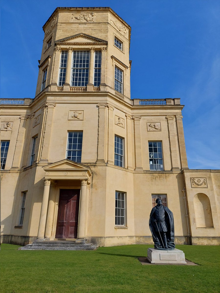 Great day <a href="/OSEM_Conference/">OSEM Conference</a> hearing insights on clinical practice &amp; latest research in #EmergencyMedicine. Proud to see <a href="/RSofPharmacy/">RSoP</a> MPharm students &amp; <a href="/UniRdg_UROP/">UROP</a> funded work being showcased. 
<a href="/LizaKeating/">LizaKeating</a> <a href="/RBNHSFT/">Royal Berkshire NHS Foundation Trust</a> <a href="/UniofReading/">Uni of Reading</a> #OSEM2024