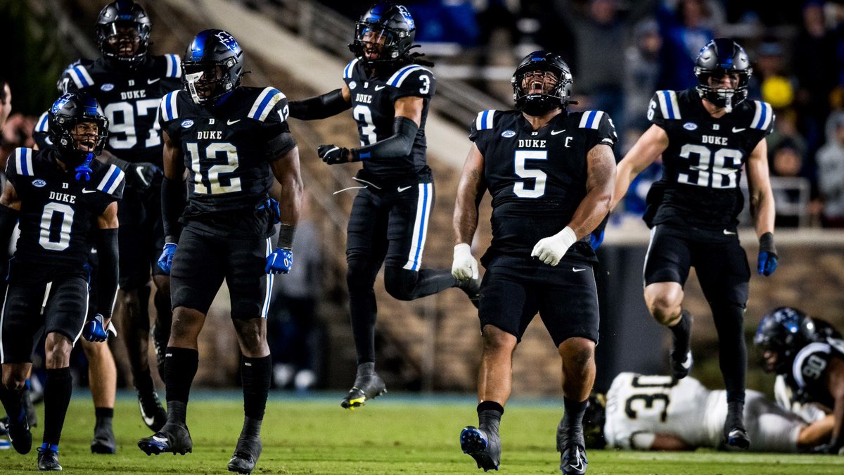 GOD IS SO GOOD! After an incredible visit to Duke I am blessed to receive my 4th Division 1 offer and first P4 offer! Thank you @Coach_MannyDiaz @Coach_Bower @CoachJMGarrett @DukeFOOTBALL @CoachMurphy15 @RecruitGeorgia @MohrRecruiting #bluedevils #Duke #dukenation #BleedBlue