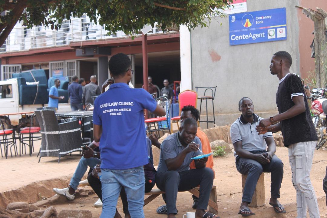 CuulawClinic's tweet photo. The Street Law Campaign by @CavendishUg Law Clinicians who took the law to the streets.The purpose of this campaign was to create awareness about domestic violence. https://t.co/ZEtVdau523