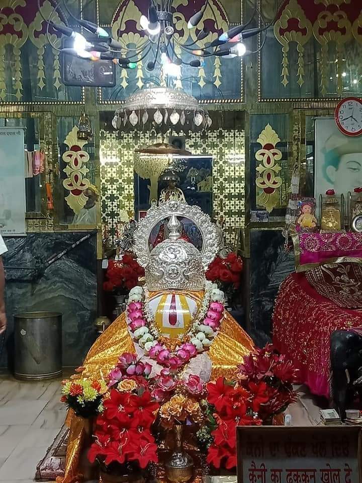 जय जय श्री बावा लाल दयाल जी महाराज सचखंड दरबार श्री ध्यान पुर धाम की जय🙏🌹🚩 आज दिनांक 27मार्च दिन बुधवार प्रातः काल के पवित्र पावन दर्शन दरबार श्री ध्यानपुर धाम🙏🌹🚩