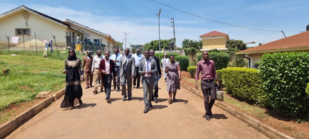 Deputy Vice Chancellor-FA Prof Pakoyo Kamba has this afternoon launched the @STIsecretariat-OP Dental Solutions Project, a partnership of @BUFHS led by Prof. @gavayahya, and CDH Herbal Solution LTD.