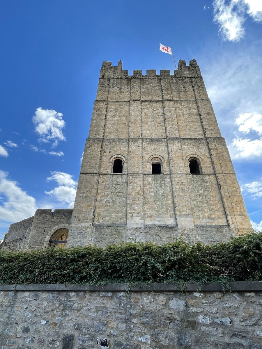 Richmond Castle is on BBC2 tonight 7-8pm, find out more about this early Norman fortress: yorkshire.com/history/richmo… #heritage #yorkshire