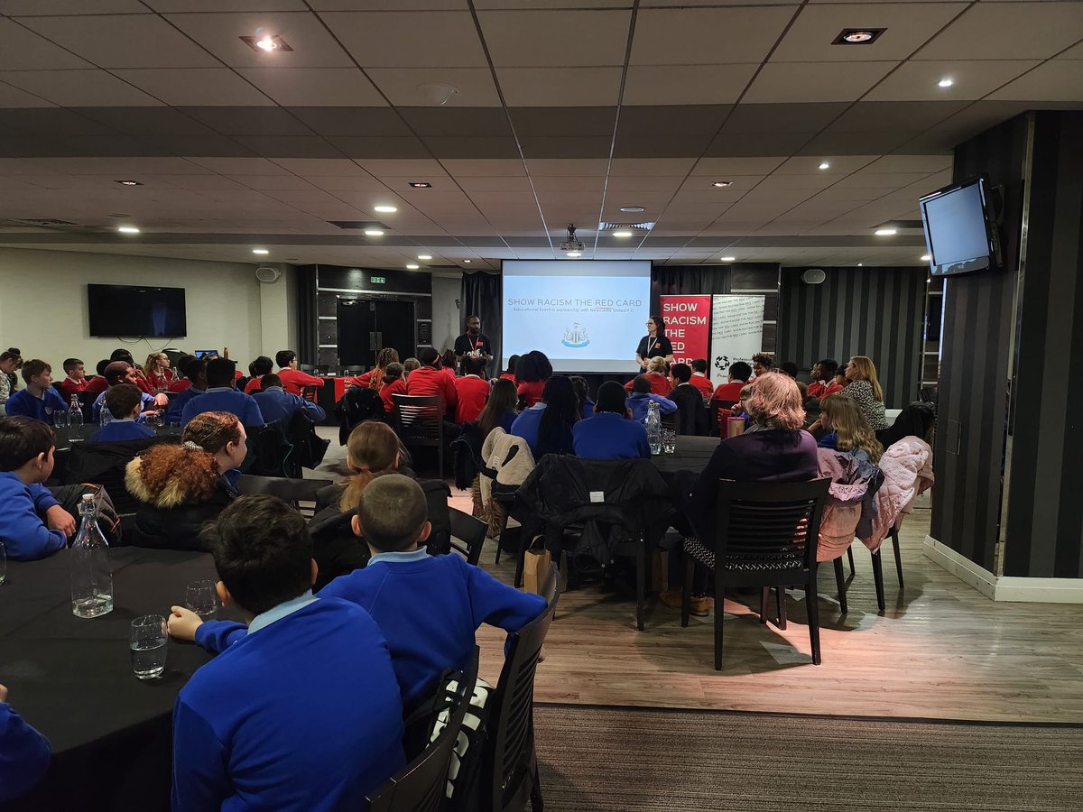 Thanks again to @NUFC and @NU_Foundation for hosting @SRTRC_England #AntiRacism #education workshops at St James Park today. Thanks to the ex #NUFC players @stevehowey624 John Beresford and John Anderson. #ShowRacismtheRedCard @SethJoez @richard_offiong