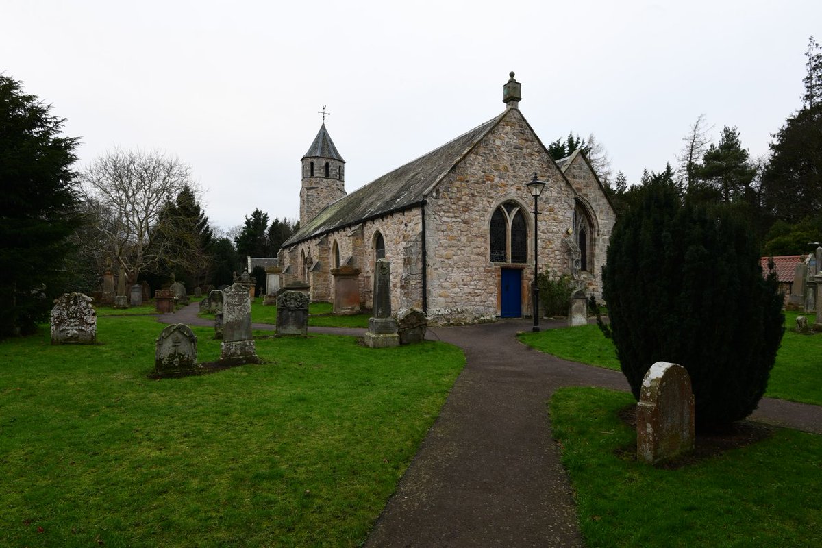 Ponder pretty Pencaitland - its origins date back to the 12th century when the parish church was first established. The village is divided in two by the Tyne Water, crossed by a 16th century three-arched bridge📷Tom Duffin ow.ly/Gotq50R1Sn5 #VisitEastLothian #EastLothian