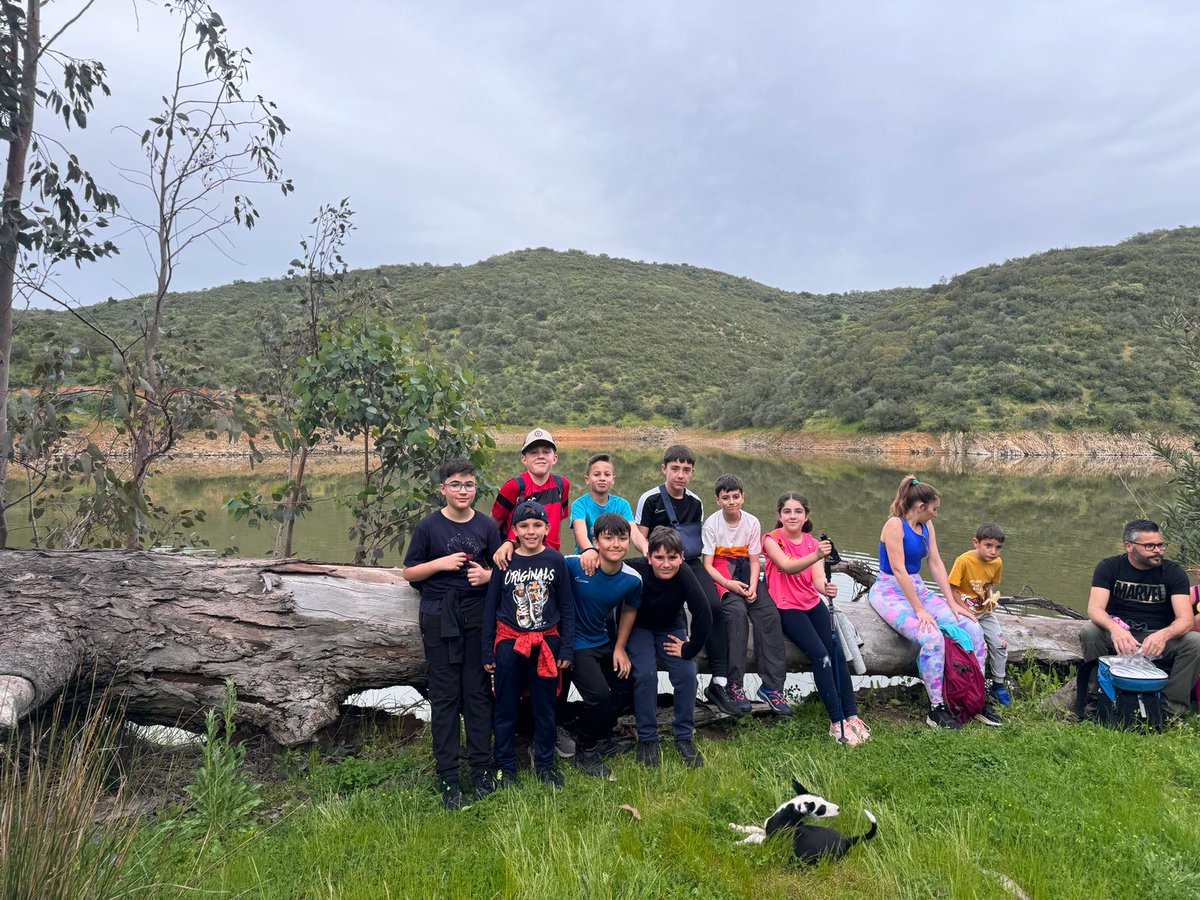 pachilofeos's tweet photo. Os dejamos esta vívida y emotiva crónica de la pasada actividad de #SenderismoFamiliarNocturno 🌜 por la #RutaDelAgua de Guillena 🏞️ que ha escrito nuestro compañero Paco Carrillo, presi emérito del Club.
🕵️¡Síguenos en redes para no perderte la próxima!
👉https://t.co/SzajHwweVS https://t.co/WGsUg2vkyr