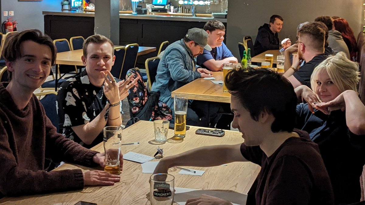 HubworldScot's tweet image. GLASGOW ! 
You were absolutely lovely! what an amazing start to the #HubQuiz week with such a fun night
Congrats to team No Clue for taking home the trophy 🏆
Edinburgh and Dundee have got some tough competition that will be hard to top 💯