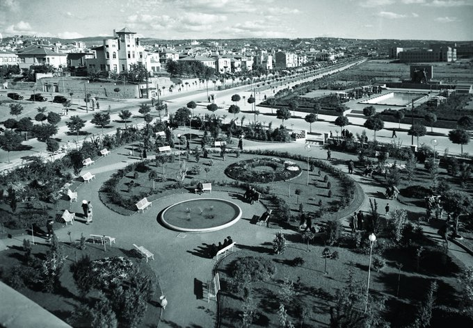 Erken Cumhuriyet döneminde Kızılay Meydanı - Ankara, 1940'lar.