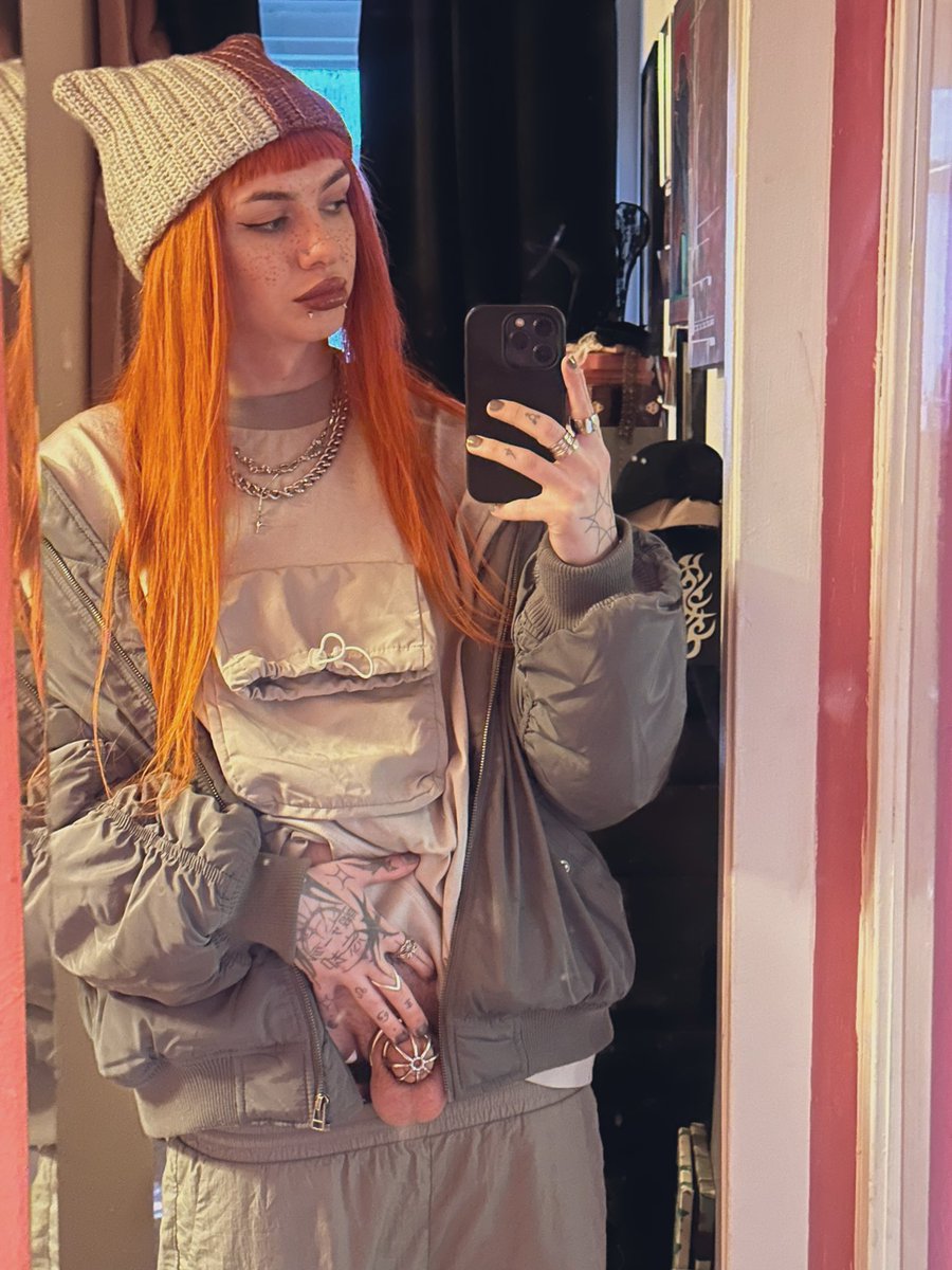 tiemeupsoon's tweet photo. Think anyone would think a girl like me would be wearing this?🤭🤭🤭 https://t.co/O02IJoVDks