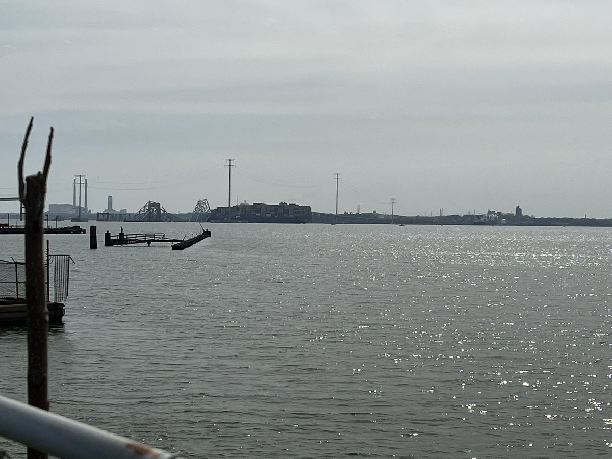 wbaltv11's tweet image. Another view of the #KeyBridgeCollapse from Dundalk