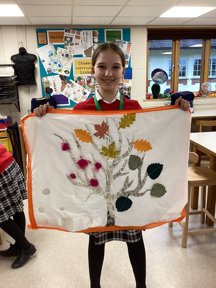 PipersArts's tweet image. A huge well done to Year 7 Textiles club who have made mini-quilts this term. Some lovely designs and they’ve done such a great job quilting and binding the edges. #PipersSenior #PipersYear7