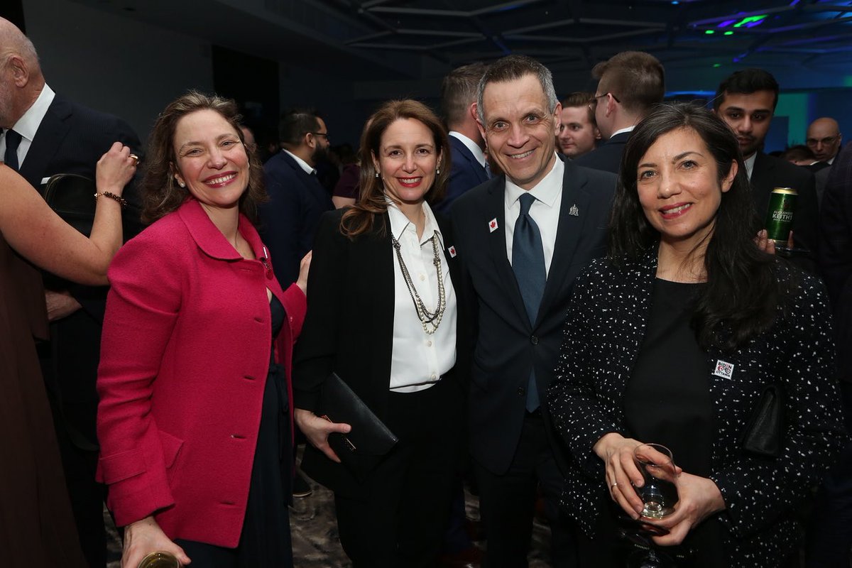 One year ago today: Celebrating our progress and potential in the Canada-US relationship, at our special US Presidential Visit After-Party reception in Ottawa 🇨🇦🇺🇸 With @Canada2020 & @cabc_co