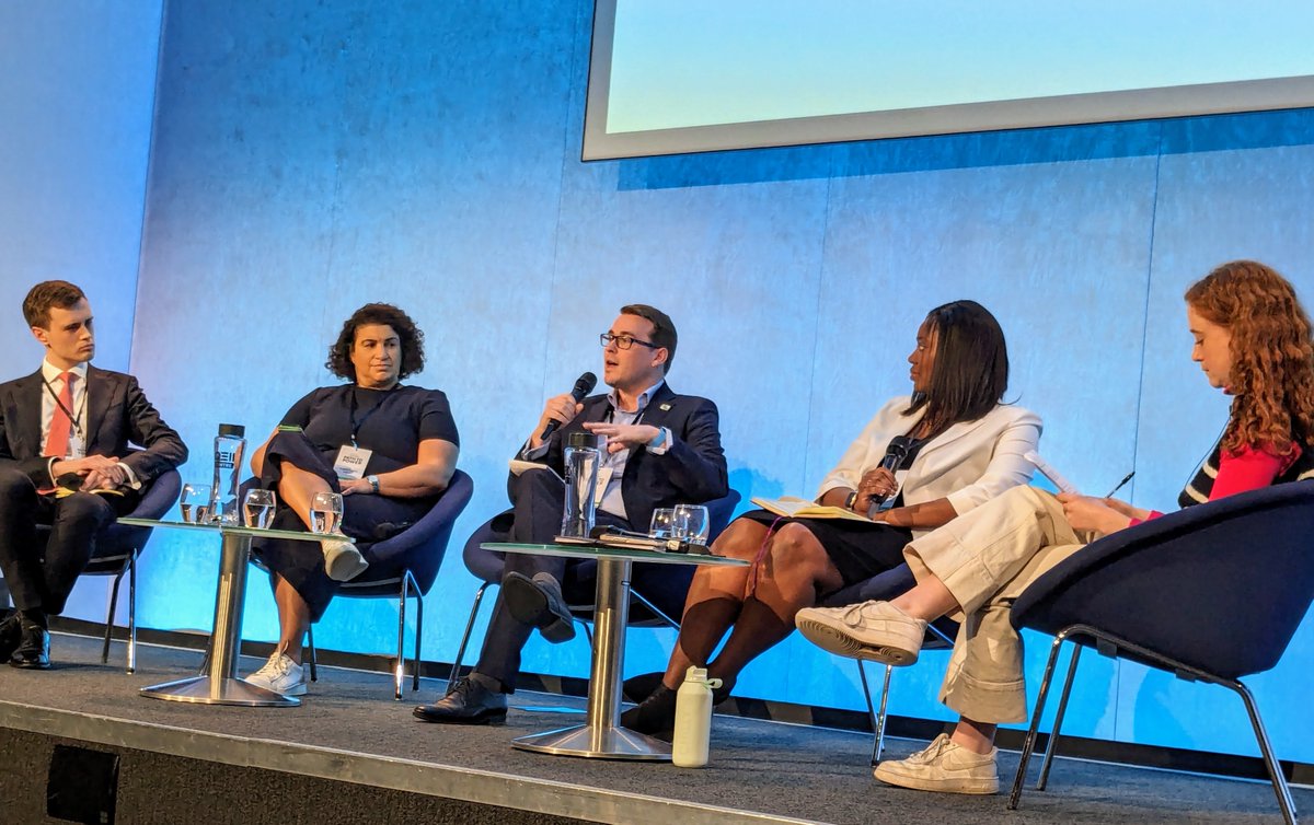 mikehakata's tweet image. Vital discussions at @NewStatesman conference on what Labour must deliver in govt. Key insights from @UK100_&apos;s  @Christophammond during the excellent Green Prosperity Plan panel.
#NSPath2Power
🧵👇