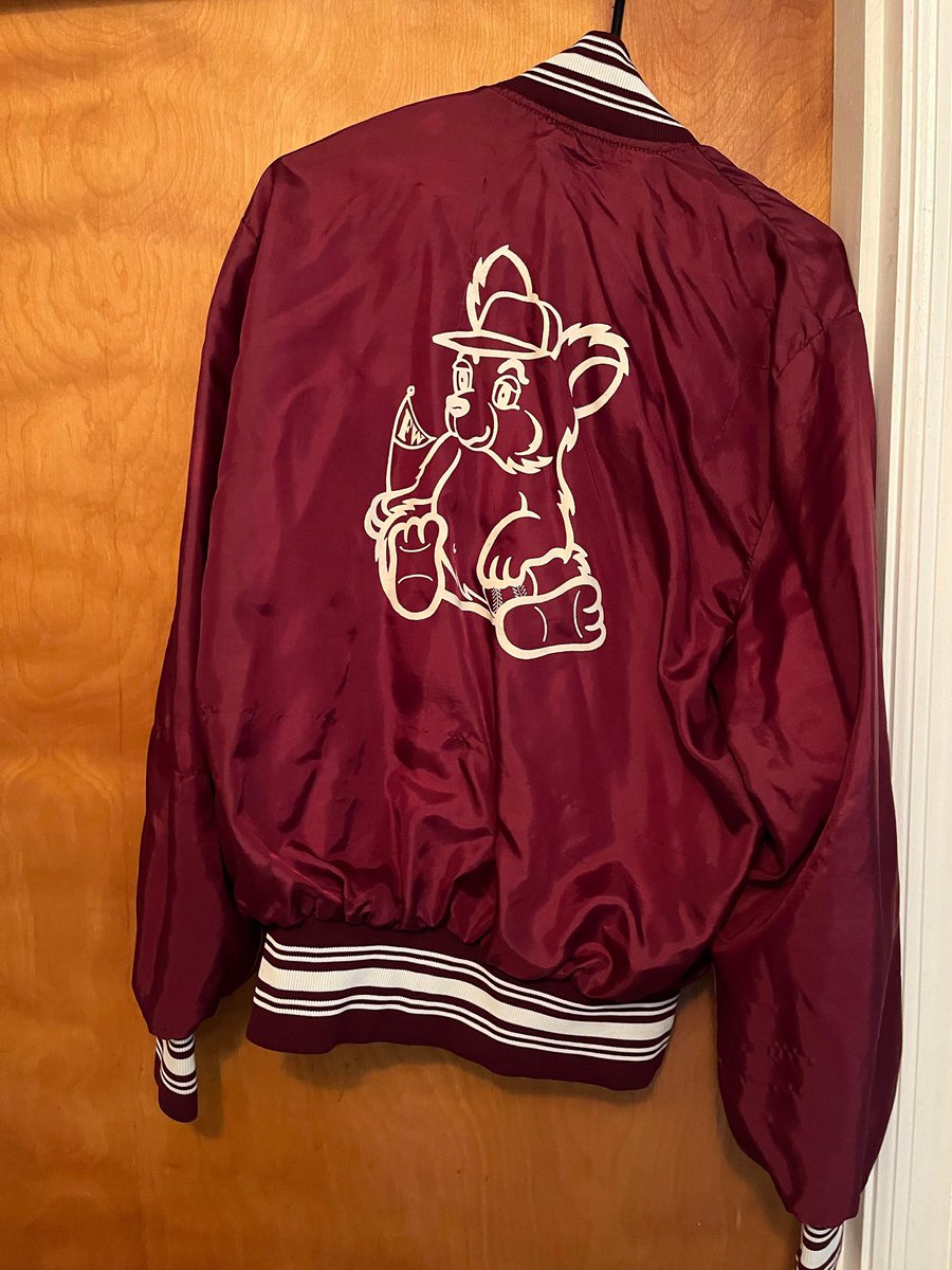 When we created our Fort Wayne Huggie Bears tee, we had never been able to locate the original team logo. Lucky for us, someone shared photos of this awesome jacket with us. Who wants to get their hands on some real vintage style Huggie Bears gear this summer?