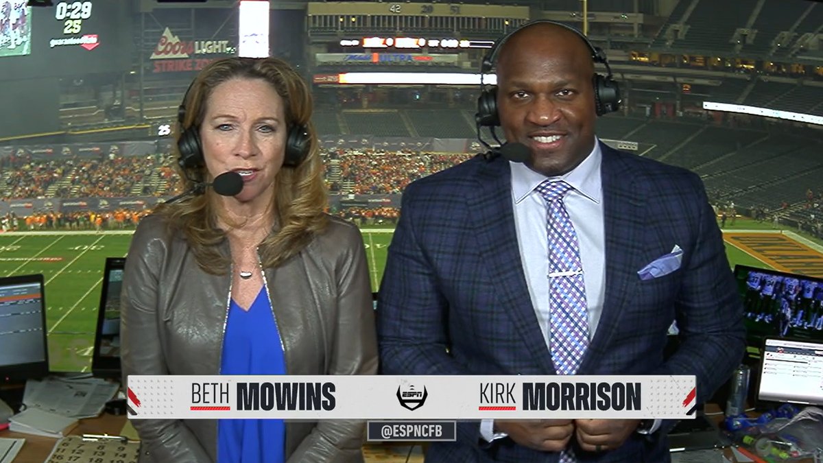 In 2021, @bethmowins became the first female play-by-play announcer in @GuaranteedRate Bowl history. That was just the latest line of 'firsts' for Mowins, who has made her mark at @espn and @ESPNCFB over a long broadcasting career. 🏈 bit.ly/43zOjWc #WomensHistoryMonth