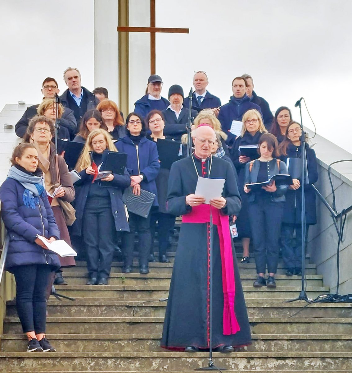 WAY OF THE CROSS The Way of the Cross led by the meditations of Archbishop Dermot Farrell and accompanied by the choir of Communion & Liberation will begin in Dublin’s Phoenix Park this Friday at midday. It will make its way from the Wellington Monument to the Papal Cross.