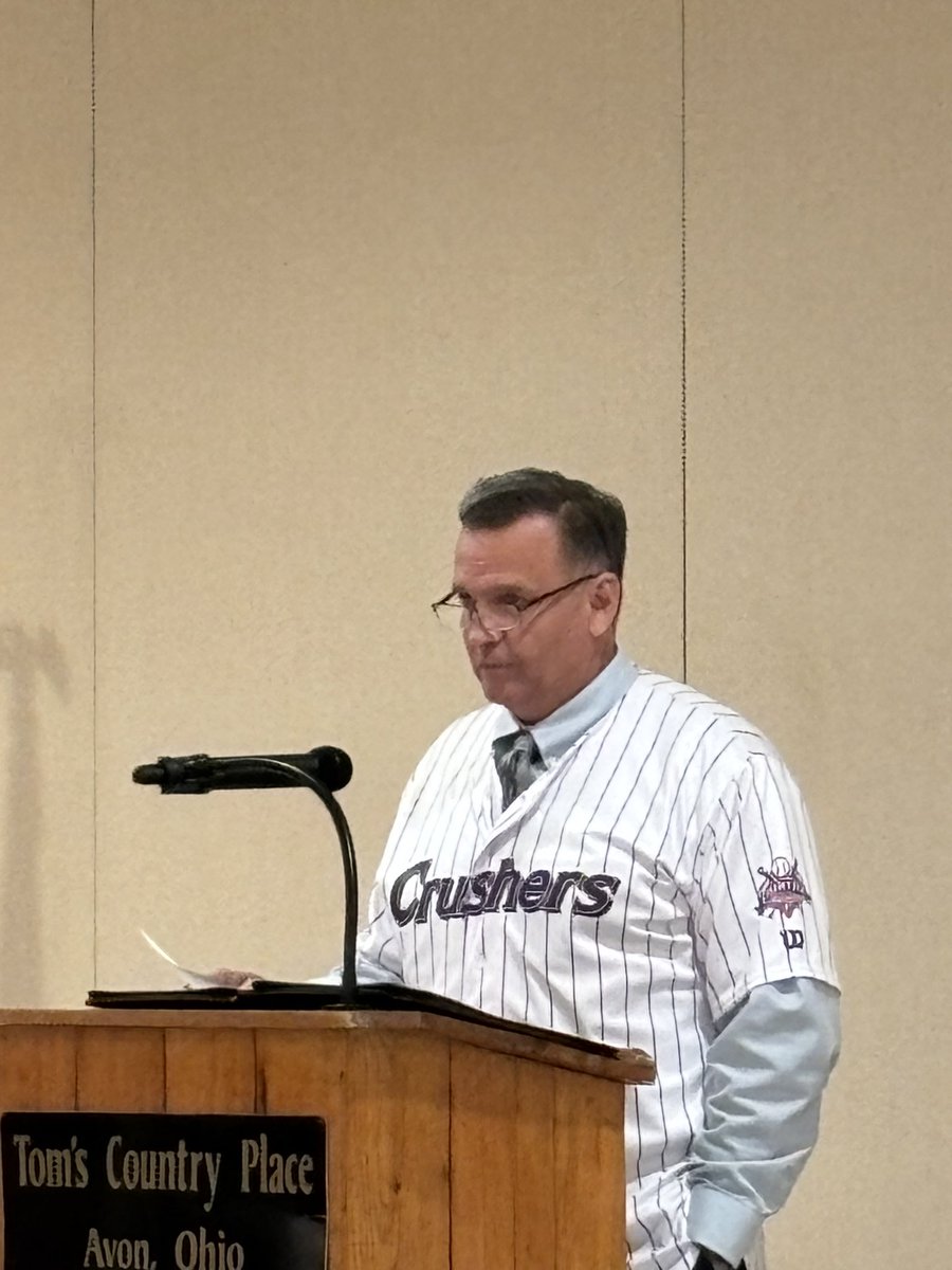 Everyone is wearing Crushers merch! Even Mayor Jensen (at the North Coast Chamber Mayor’s Luncheon). Get yours today lakeeriecrushers.myshopify.com