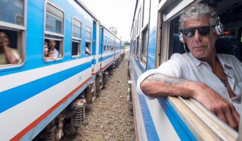 laylology's tweet image. white people after tasting tahdig