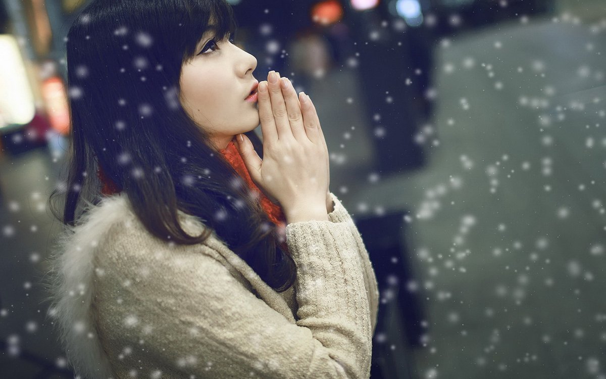 mainwan's tweet image. If we don't get married in the summer, we will get married in the winter. Without each other when we were young, we will be together when we are old.