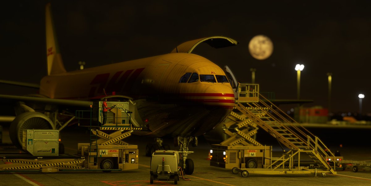 PilotFly04's tweet image. Parked up in Leipzig (LEJ) for the night under the moon after few sectors accros Europe today 🌕✈️🇩🇪

@MSFSofficial @iniBuilds @vatsim