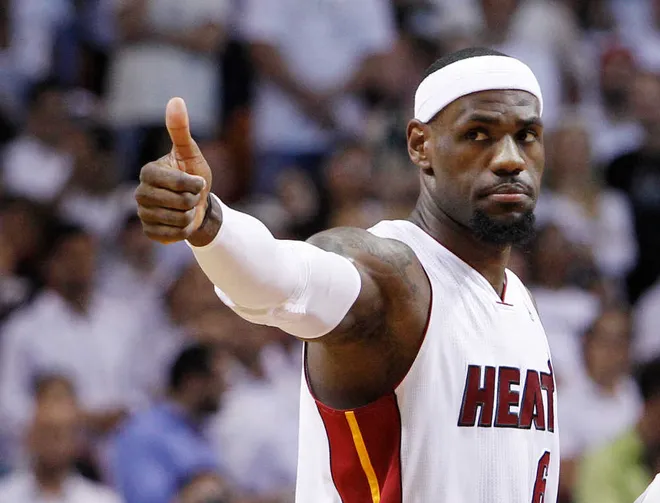 LeShendyJames's tweet photo. Yes it's true that I am a 45 year old white male.

I still don't understand why people think it's necessary to bring it up everytime they can't refute what I'm saying.

It's irrelevant other than to prove that I was around to see LeBron, Kobe, AND MJ.

But we all know why they do it to try and distract people from the truth.

They cant refute what I say in my posts so they have to attack WHO I AM, rather than WHAT I SAY.

It's a pathetic tactic to try and dismiss the truth because they live in narratives and I live in facts.

So go ahead and mention that im 45, we all know this by now, it's not ground-breaking info.

The fact that I'm comfortable in my own skin bothers so many of you because YOU aren't comfortable in your won skin.

You know deep down inside my age doesn't matter but when you get backed into a corner it's your last line of defense, and honestly it's tired and pathetic.

You need a new go-to move because it isn't working and it never has.

You tried though.