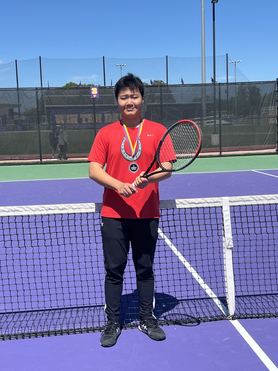 3rd place boys singles at JV Liberty Hill Invitational- Alex Yuen ⁦@BeltonISD⁩ ⁦@LakeBeltonHS⁩ ⁦@BeltonISDAth⁩