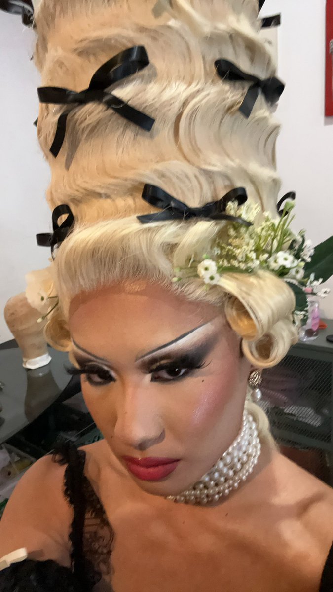 atondra (@atondrahhh) on Twitter photo 