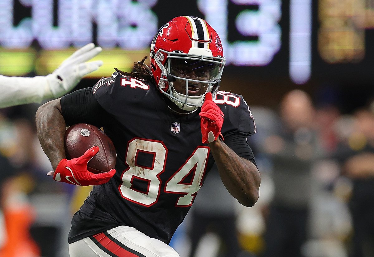Former Falcons RB Cordarrelle Patterson reached agreement on a two-year deal with the Pittsburgh Steelers, per sources. Patterson reunites with his former HC Arthur Smith.