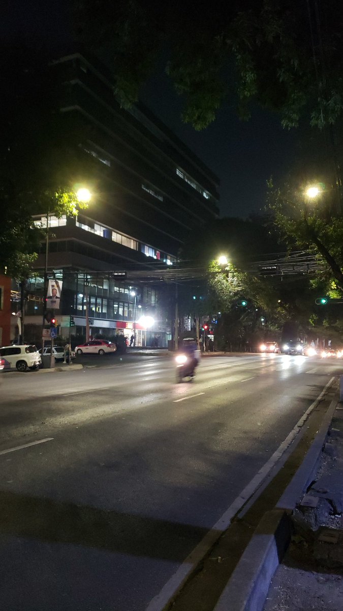 Pinkarito90's tweet photo. @OVIALCDMX Mentira, esto es eje 5 y zempoala. https://t.co/UgAqSymsxl